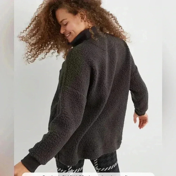 Aerie Dream Sherpa Quarter Zip Sweatshirt Smoked Gray NWT Size Small - Picture 3 of 6